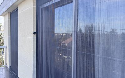 Pose de grande moustiquaires lateral a Ermont / Eaubonne